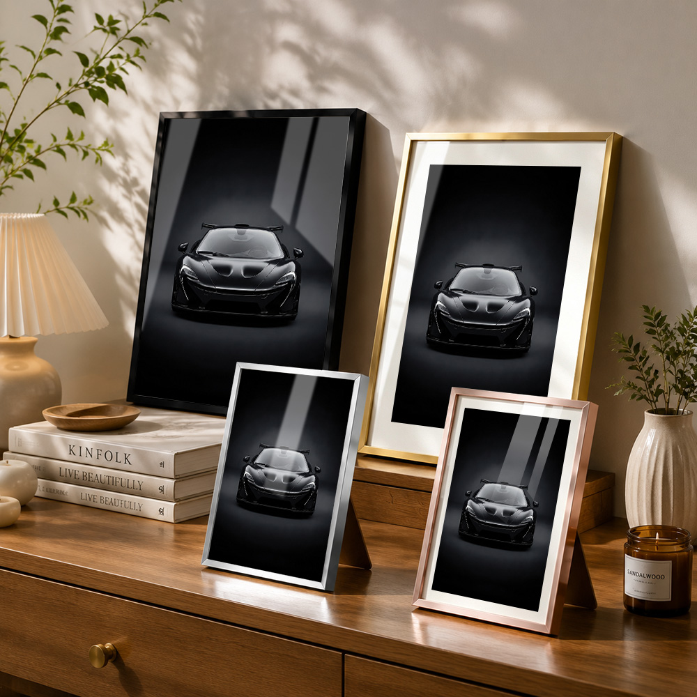 Schwarzes Metallposter mit dem – Home Office United Kingdom Bewertung und Preis